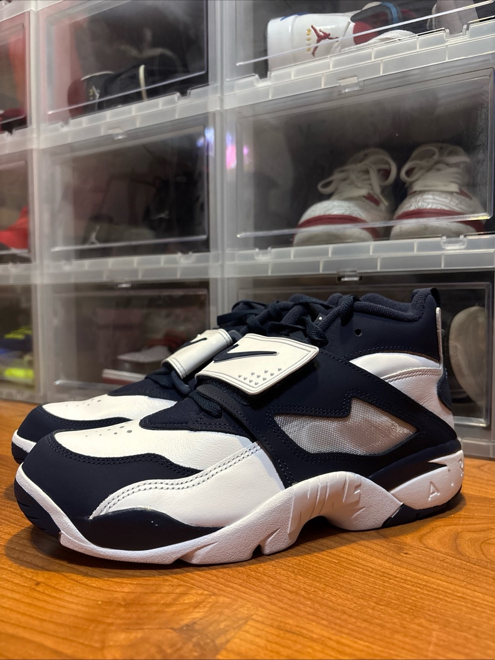 Nike Air Diamond Turf Cowboy FZ8224-101 Training Sneakers Men’s Size 9.5 NWOB